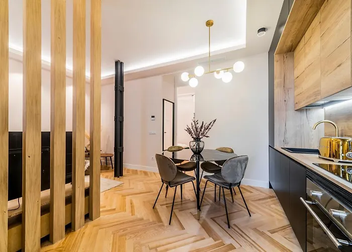 Elite Suite By Edsam, In